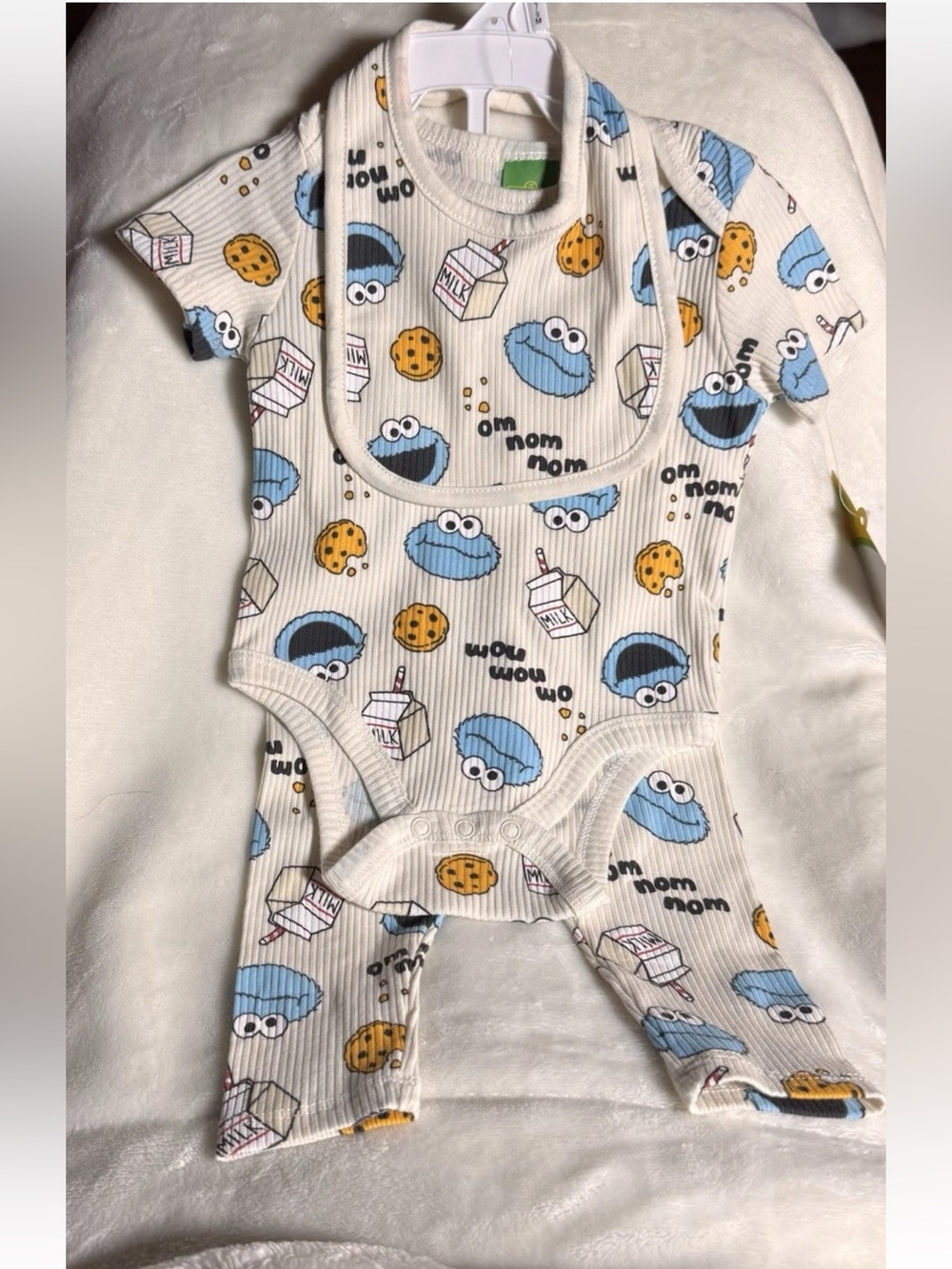 Sesame Street Cookie Monster 3 Piece Infant Set NO HANGER